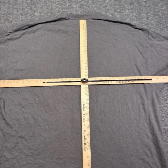 Pink Floyd T-Shirt Mens 2XL Gray Dark Side of the Moon Graphic - Picture 6 of 9